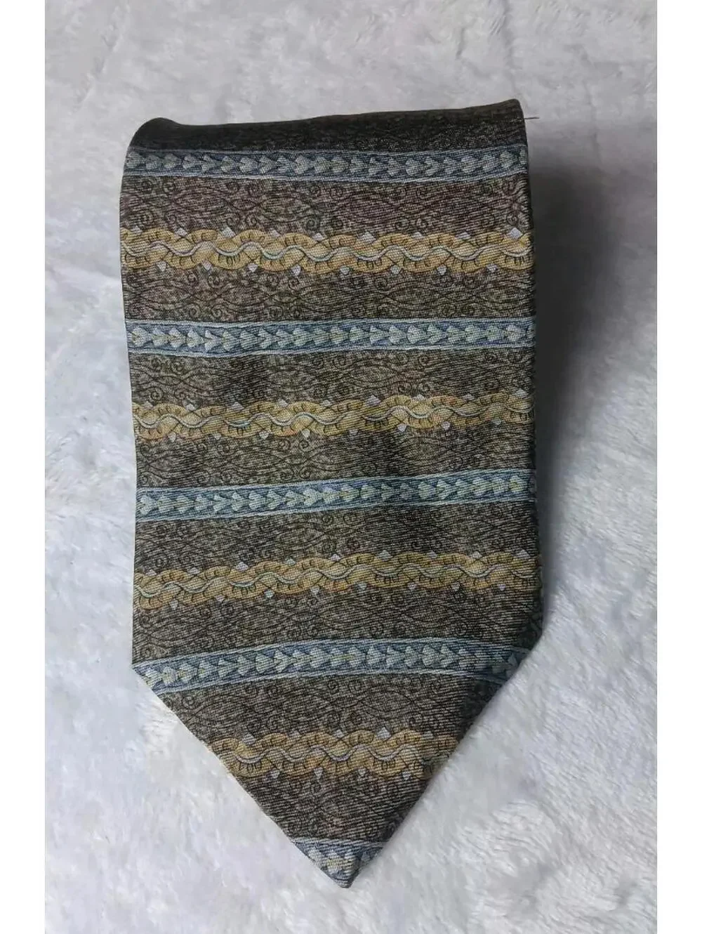 Vintage Barrington Mens Neck Tie 100% Silk Multocolor Made In The USA